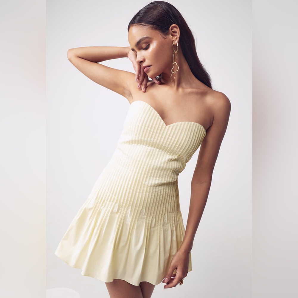 Mannat Gupta sweetheart tucked mini dress in yellow SZ small